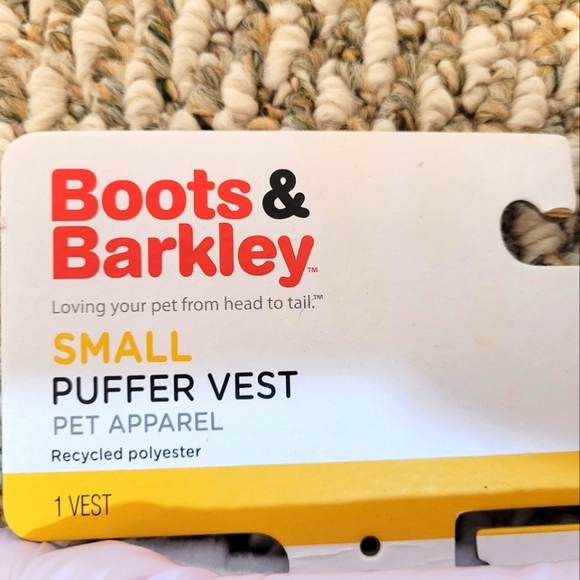 Boots & Barkley Dog/Cat Puffer Vest - Picture 7 of 8